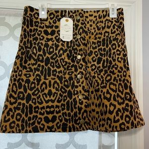 Leopard skirt